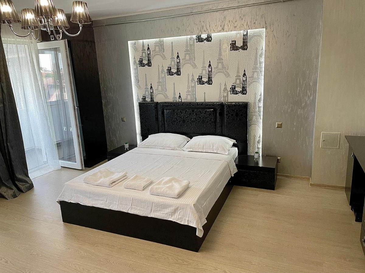 Dacia Residence Apartments Self Check-In Крайова Экстерьер фото
