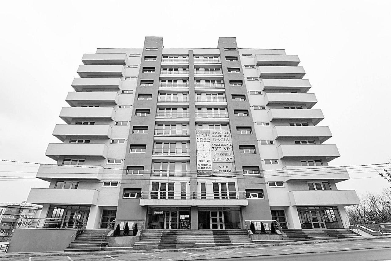 Dacia Residence Apartments Self Check-In Крайова Экстерьер фото